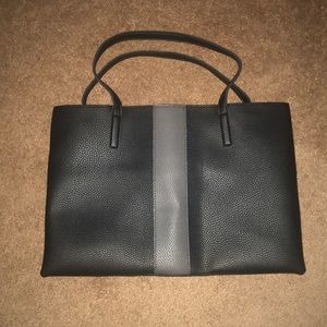 Vince Camuto x FabFitFun